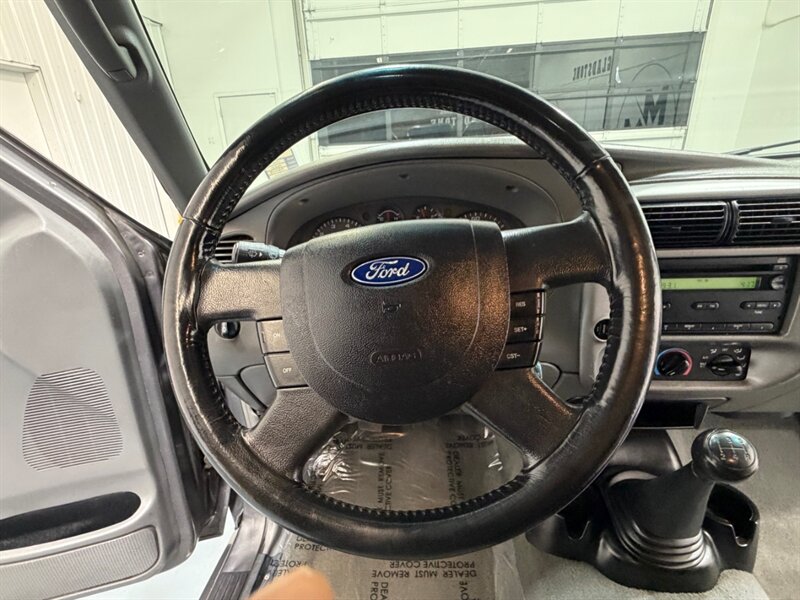 2004 Ford Ranger XLT SuperCab RWD / 3.0L V6 / 5-SPEED / 97,000 MILE / MANUAL / NEW TIRES - Photo 17 - Gladstone, OR 97027