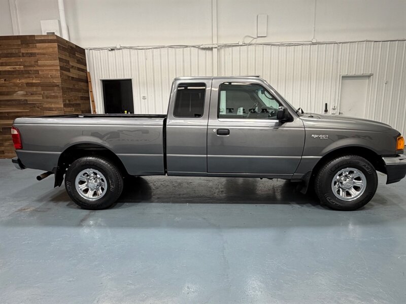 2004 Ford Ranger XLT SuperCab RWD / 3.0L V6 / 5-SPEED / 97,000 MILE / MANUAL / NEW TIRES - Photo 4 - Gladstone, OR 97027