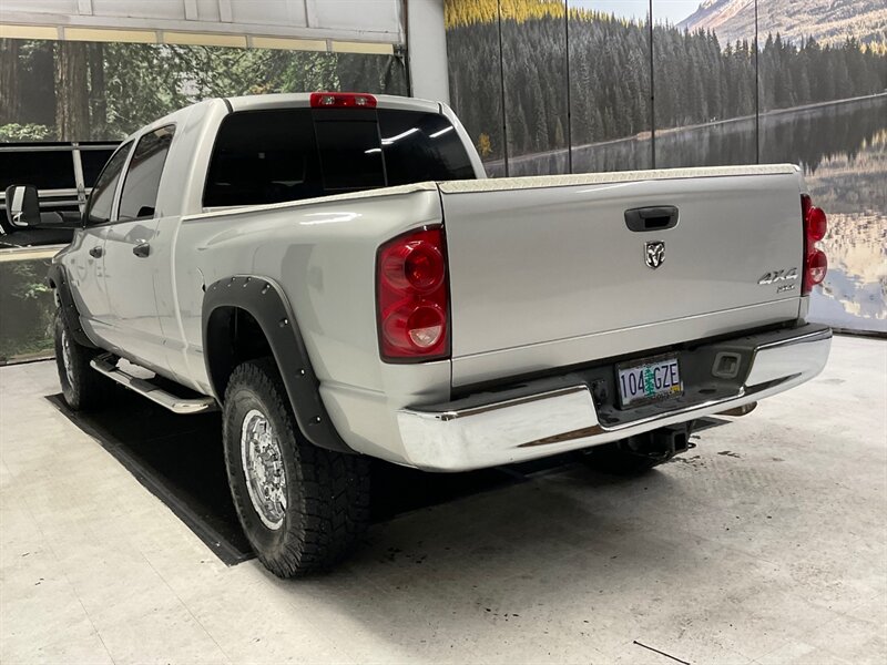 2008 Dodge Ram 1500 SLT MEGACAB 4X4 / 5.7L V8 HEMI / LOCAL TRUCK  / Power Sliding rear window / Rust Free / Excel Cond - Photo 8 - Gladstone, OR 97027