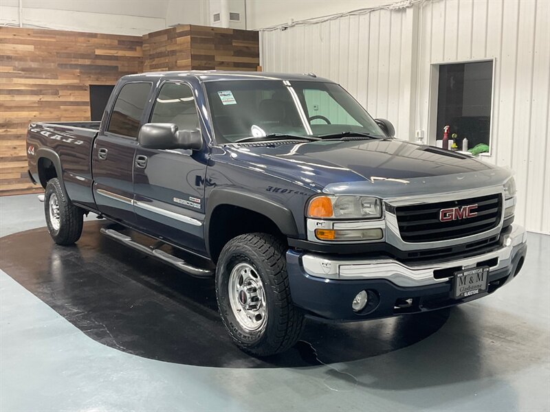 2005 GMC Sierra 2500 SLT Crew Cab 4X4 6.6L DURAMAX DIESEL / LONG BED  / LOCAL NO RUST - Photo 2 - Gladstone, OR 97027