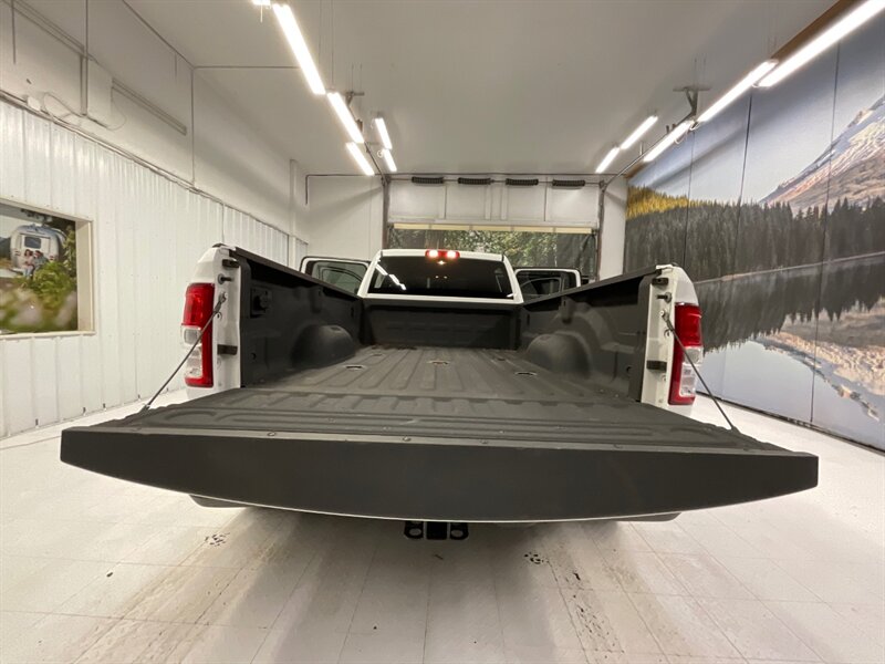 2021 RAM 3500 Big Horn Crew Cab 4X4 / 6.7L DIESEL / DUALLY  / 1-OWNER LOCAL OREGON / RUST FREE / BACKUP CAMERA / LONG BED DUALLY / CLEAN TRUCK!! - Photo 22 - Gladstone, OR 97027