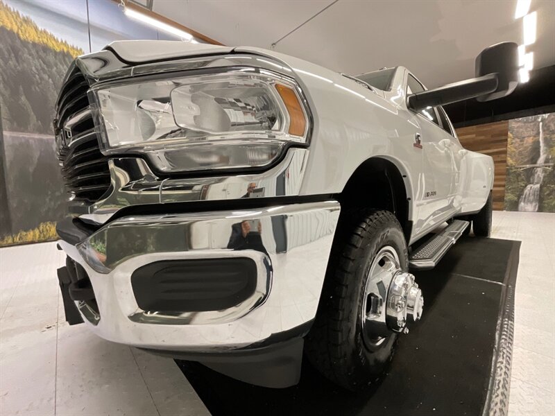 2021 RAM 3500 Big Horn Crew Cab 4X4 / 6.7L DIESEL / DUALLY  / 1-OWNER LOCAL OREGON / RUST FREE / BACKUP CAMERA / LONG BED DUALLY / CLEAN TRUCK!! - Photo 9 - Gladstone, OR 97027