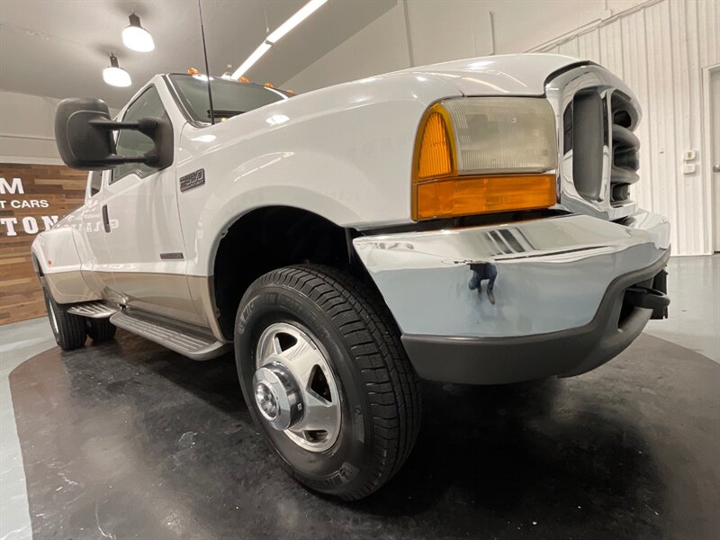 1999 Ford F-350 Lariat DUALLY 4X4 / 7.3L DIESEL / 6-SPEED MANUAL  / ZERO RUST / LOW MILES - Photo 55 - Gladstone, OR 97027