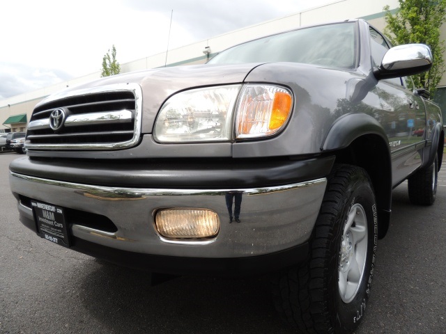 2001 Toyota Tundra SR5 / 4X4 / Xtra Cab / V8 / TRD OFF-ROAD PKG   - Photo 9 - Portland, OR 97217