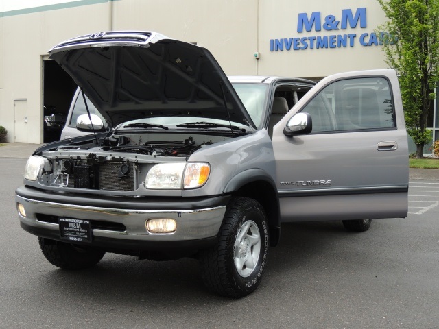 2001 Toyota Tundra SR5 / 4X4 / Xtra Cab / V8 / TRD OFF-ROAD PKG   - Photo 13 - Portland, OR 97217