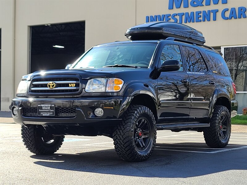 2001 Toyota Sequoia Limited  / V8 4.7L / LEATHER / THULE Box / Sun Roof / NEW TIRES / NO RUST - Photo 1 - Portland, OR 97217