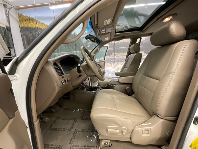 2002 Toyota Sequoia Limited 4X4 / 3RD ROW SEAT / Leather / CLEAN /LOCAL ...