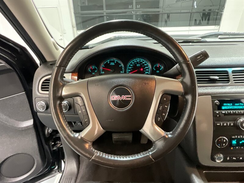 2011 GMC Sierra 2500HD SLT 4X4 6.6L DURAMAX DIESEL/NEW TIRES/Z-71 OFF RD / Leather Heated seats / Backup Camera - Photo 21 - Gladstone, OR 97027