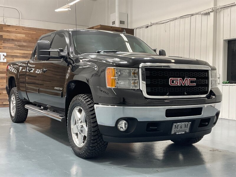 2011 GMC Sierra 2500HD SLT 4X4 6.6L DURAMAX DIESEL/NEW TIRES/Z-71 OFF RD / Leather Heated seats / Backup Camera - Photo 56 - Gladstone, OR 97027
