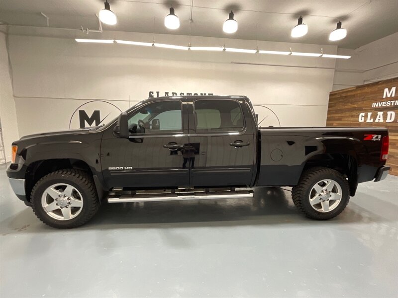 2011 GMC Sierra 2500HD SLT 4X4 6.6L DURAMAX DIESEL/NEW TIRES/Z-71 OFF RD / Leather Heated seats / Backup Camera - Photo 3 - Gladstone, OR 97027