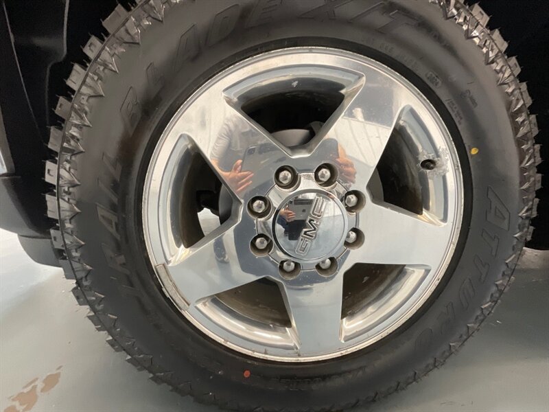 2011 GMC Sierra 2500HD SLT 4X4 6.6L DURAMAX DIESEL/NEW TIRES/Z-71 OFF RD / Leather Heated seats / Backup Camera - Photo 43 - Gladstone, OR 97027