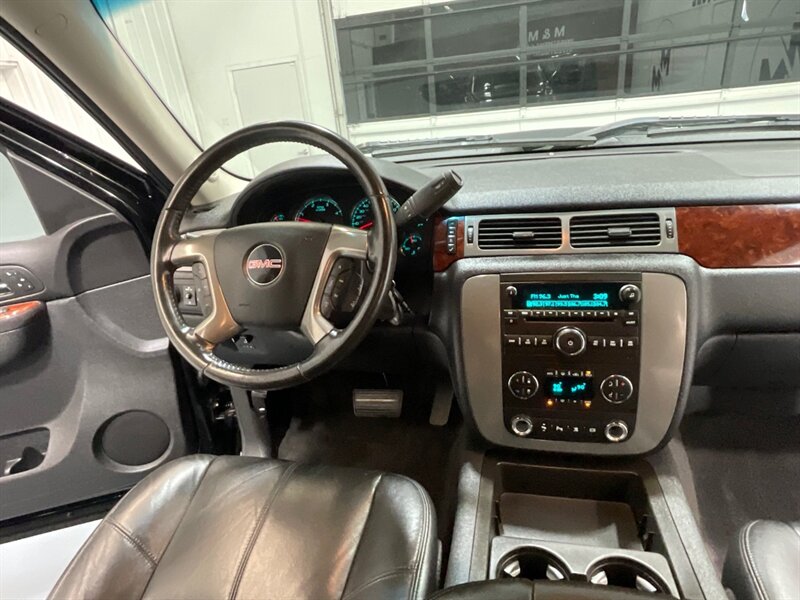 2011 GMC Sierra 2500HD SLT 4X4 6.6L DURAMAX DIESEL/NEW TIRES/Z-71 OFF RD / Leather Heated seats / Backup Camera - Photo 18 - Gladstone, OR 97027