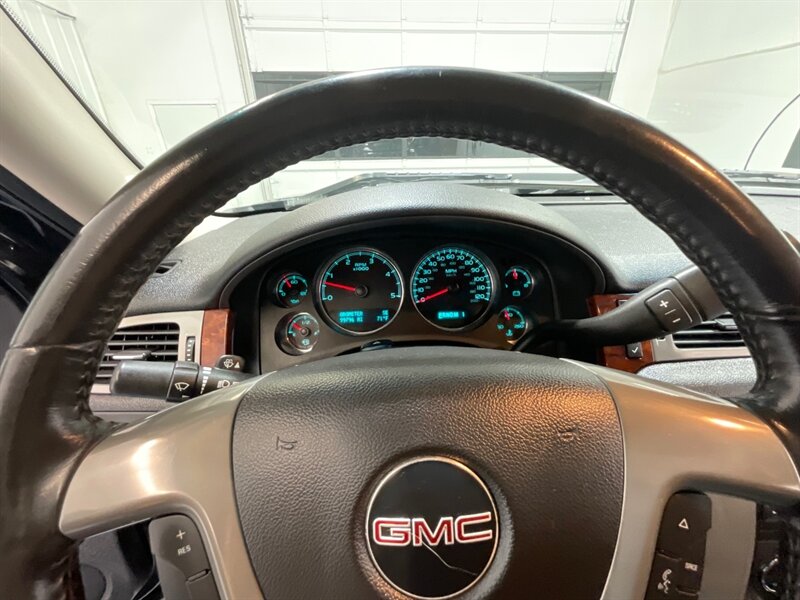 2011 GMC Sierra 2500HD SLT 4X4 6.6L DURAMAX DIESEL/NEW TIRES/Z-71 OFF RD / Leather Heated seats / Backup Camera - Photo 39 - Gladstone, OR 97027