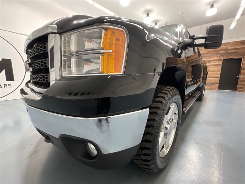 2011 GMC Sierra 2500HD SLT 4X4 6.6L DURAMAX DIESEL/NEW TIRES/Z-71 OFF RD / Leather Heated seats / Backup Camera - Photo 50 - Gladstone, OR 97027