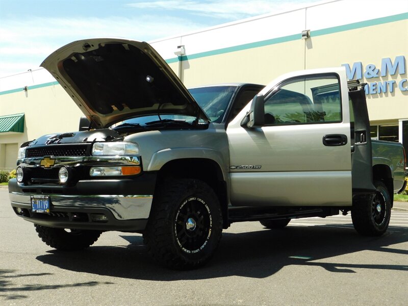 2001 Chevrolet Silverado 2500 LS 4dr 4X4 / 8.1L 8Cyl / ALLISON TRANN/ LONG BED   - Photo 25 - Portland, OR 97217