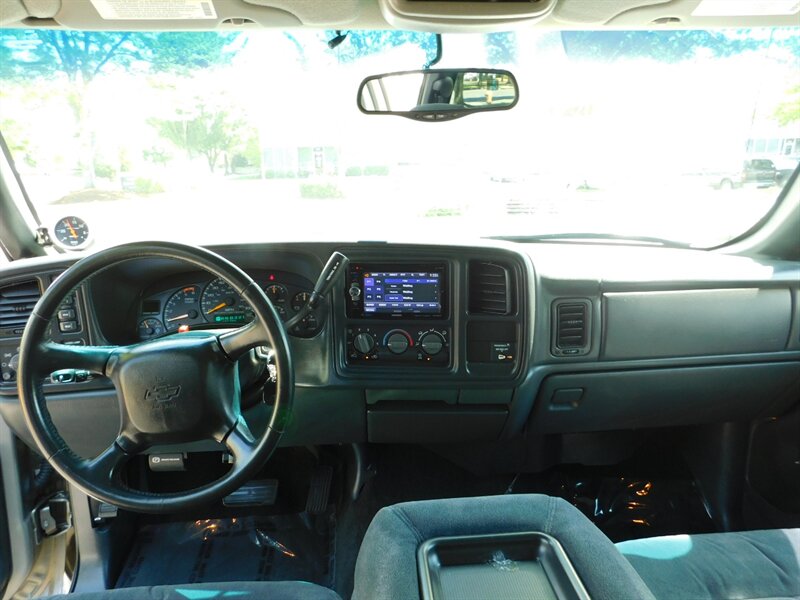 2001 Chevrolet Silverado 2500 LS 4dr 4X4 / 8.1L 8Cyl / ALLISON TRANN/ LONG BED   - Photo 18 - Portland, OR 97217