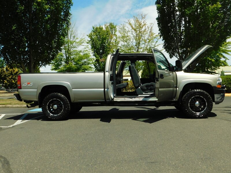 2001 Chevrolet Silverado 2500 LS 4dr 4X4 / 8.1L 8Cyl / ALLISON TRANN/ LONG BED   - Photo 29 - Portland, OR 97217