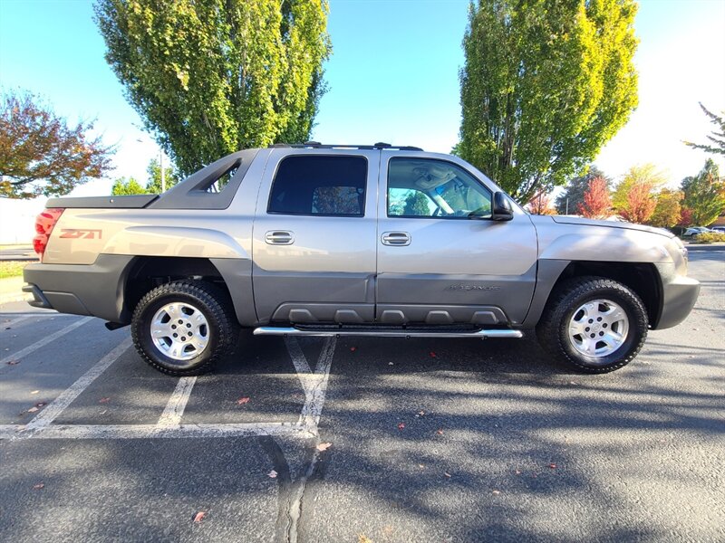 2002 Chevrolet Avalanche 1500 Z71 / 4X4 / FULLY LOADED / ALWAYS SERVICED  / TOP SHAPE / FRESH LOCAL TRADE - Photo 4 - Portland, OR 97217