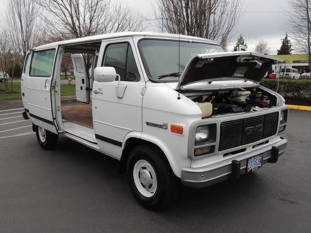 1993 GMC Vandura G25 / 2500 Cargo Van   - Photo 27 - Portland, OR 97217