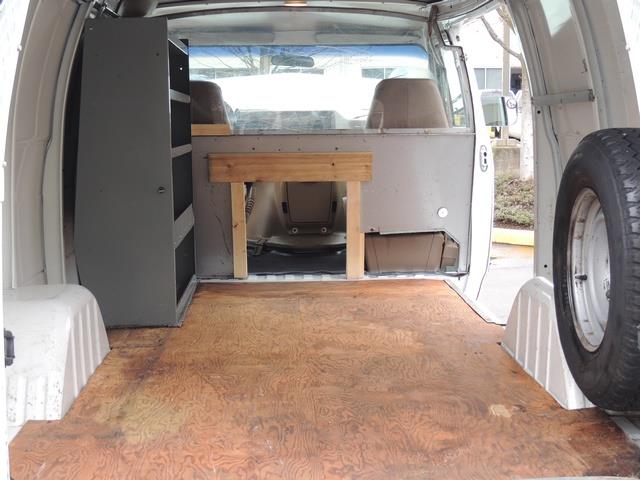 1993 GMC Vandura G25 / 2500 Cargo Van   - Photo 18 - Portland, OR 97217