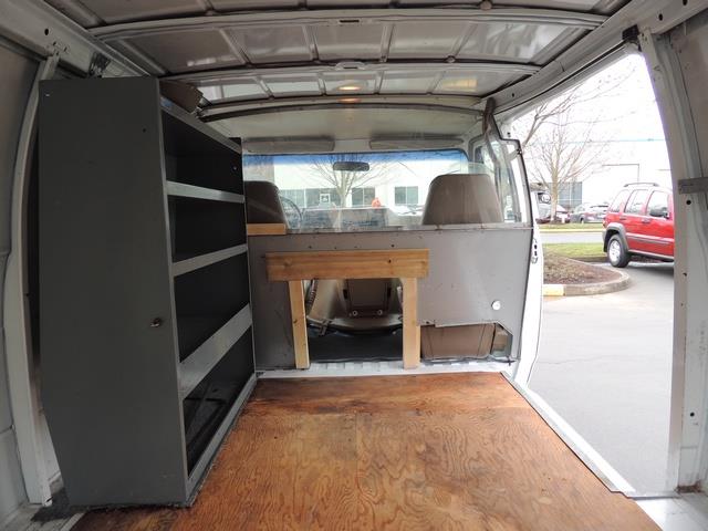 1993 GMC Vandura G25 / 2500 Cargo Van   - Photo 30 - Portland, OR 97217