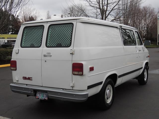 1993 GMC Vandura G25 / 2500 Cargo Van   - Photo 8 - Portland, OR 97217