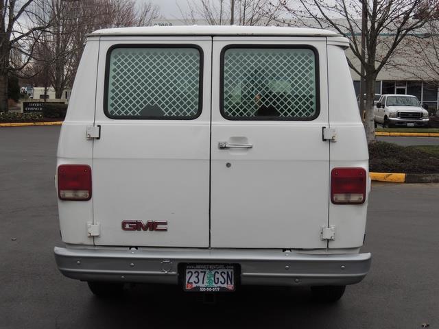 1993 GMC Vandura G25 / 2500 Cargo Van   - Photo 6 - Portland, OR 97217