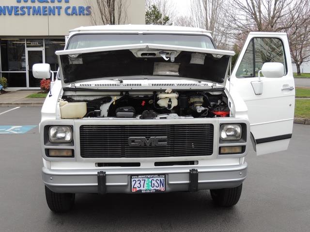 1993 GMC Vandura G25 / 2500 Cargo Van   - Photo 28 - Portland, OR 97217