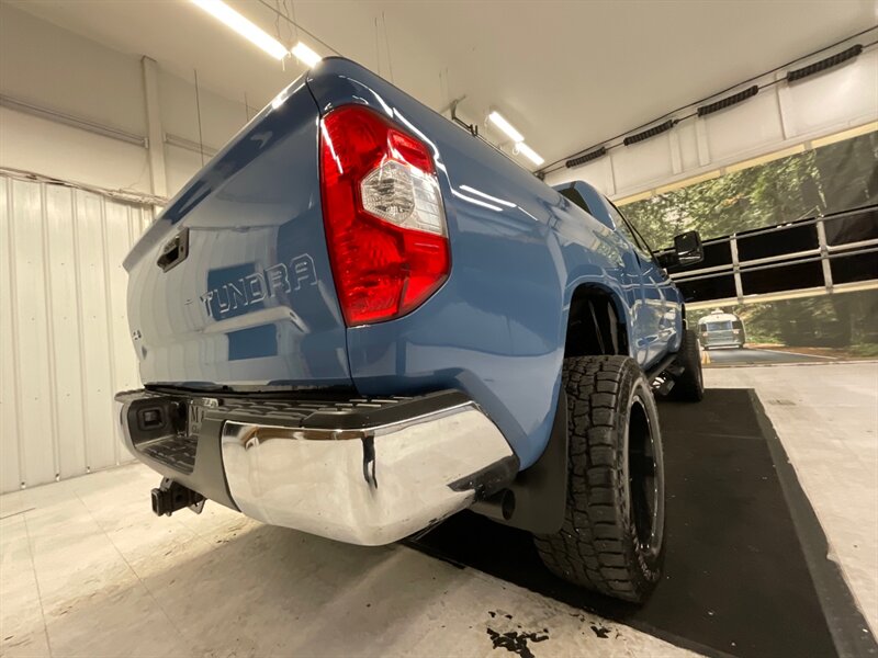 2019 Toyota Tundra SR5 4X4 / 5.7L V8 / 6-INC LIFT KIT / 77K MILES  / LIFTED w. 35 " A/T TIRES& 20 " XD WHEELS / RUST FREE TRUCK - Photo 11 - Gladstone, OR 97027