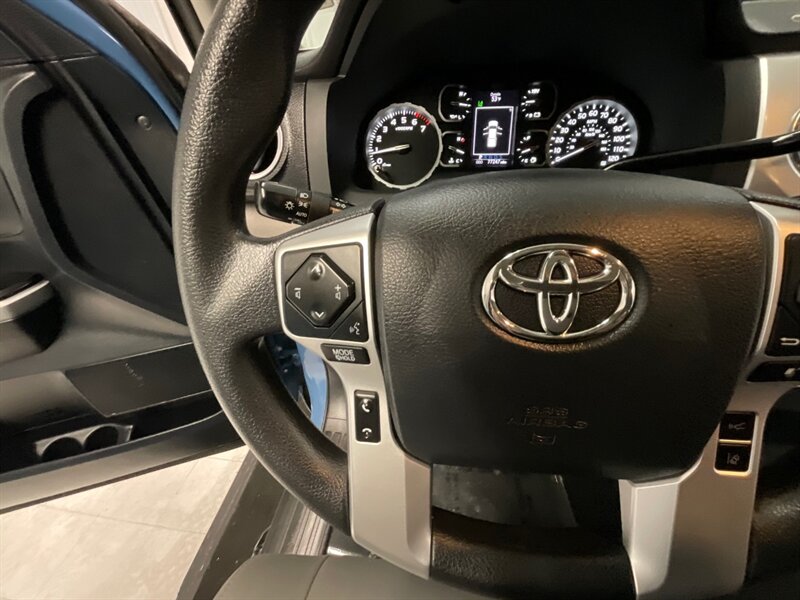 2019 Toyota Tundra SR5 4X4 / 5.7L V8 / 6-INC LIFT KIT / 77K MILES  / LIFTED w. 35 " A/T TIRES& 20 " XD WHEELS / RUST FREE TRUCK - Photo 37 - Gladstone, OR 97027