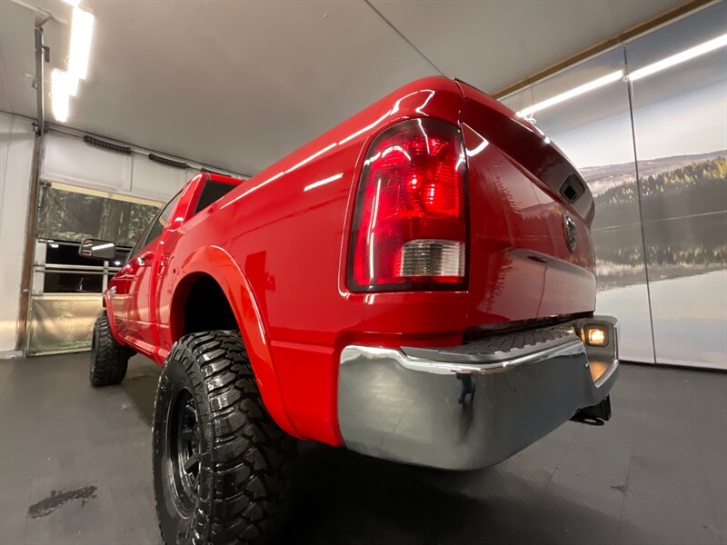 2014 RAM 2500 SLT Crew Cab 4X4 / 6.7L CUMMINS DIESEL / LIFTED  LOCAL OREGON TRUCK / RUST FREE / LIFTED w/ 35 " MUD TIRES & 17 " BLACK WHEELS / 62,000 MILES - Photo 12 - Gladstone, OR 97027