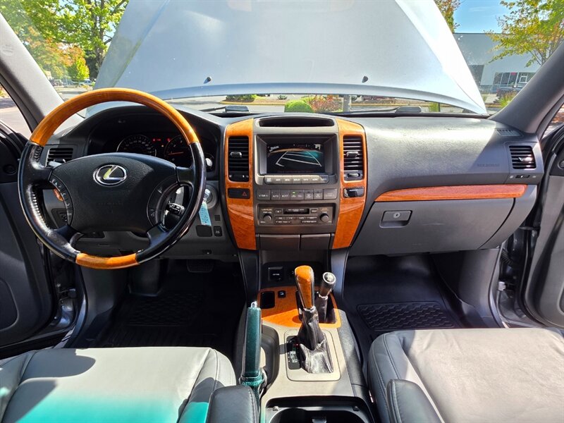 2004 Lexus GX 470 4X4 OVERLAND / DOBINSONS LIFT /NEW TIMING BELT / VICTORY 4X4 ROOF RACK / BUMPER WINCH / STEEL SKID PLATES / ROCK SLIDERS / HELO WHEELS / FULLY LOADED - Photo 19 - Portland, OR 97217