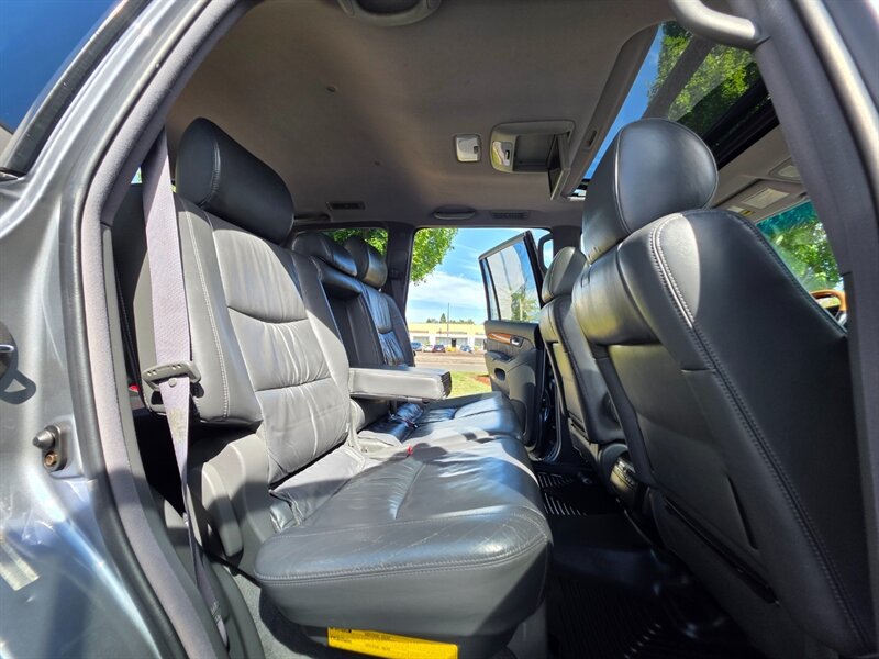 2004 Lexus GX 470 4X4 OVERLAND / DOBINSONS LIFT /NEW TIMING BELT / VICTORY 4X4 ROOF RACK / BUMPER WINCH / STEEL SKID PLATES / ROCK SLIDERS / HELO WHEELS / FULLY LOADED - Photo 58 - Portland, OR 97217