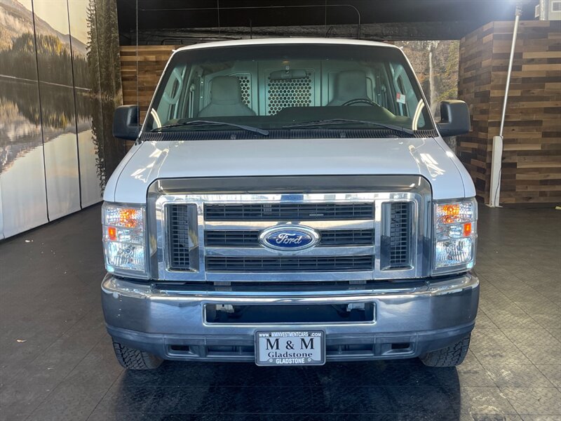 2014 Ford E-Series Van E-250 Cargo Van  / 4   - Photo 5 - Gladstone, OR 97027