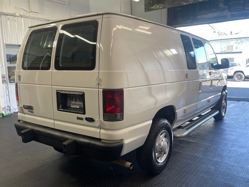 2014 Ford E-Series Van E-250 Cargo Van  / 4   - Photo 7 - Gladstone, OR 97027