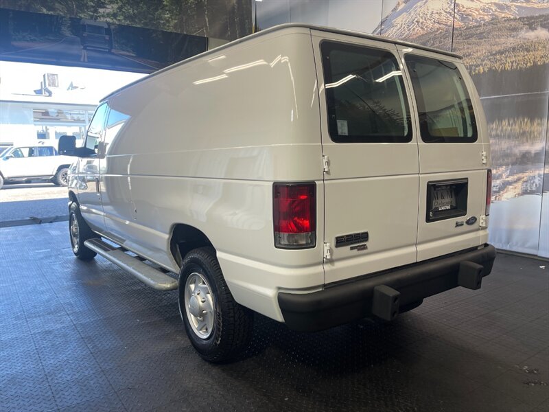 2014 Ford E-Series Van E-250 Cargo Van  / 4   - Photo 8 - Gladstone, OR 97027