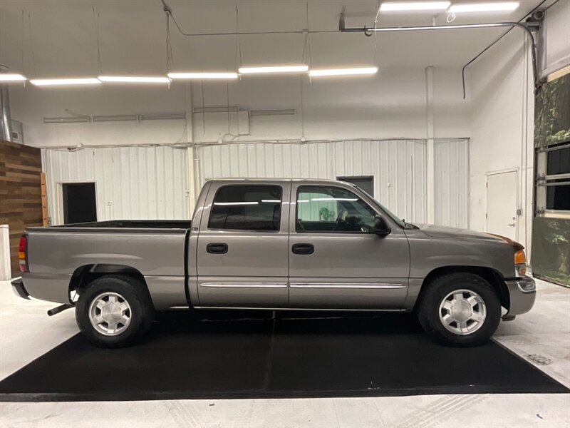 2006 GMC Sierra 1500 SLE Crew Cab / 5.3L V8 / 1-OWNER / 87,000 MILES  / DVD Player / RUST FREE - Photo 4 - Gladstone, OR 97027