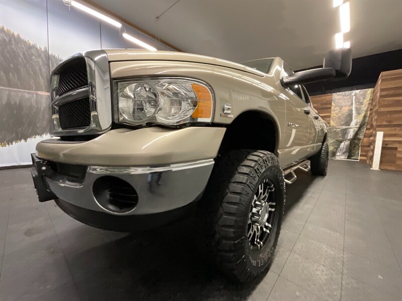 2005 Dodge Ram 2500 SLT 4X4 / 5.9L CUMMINS DIESEL / 6-SPEED MANUAL  LONG BED / 1-OWNER LOCAL OREGON / RUST FREE / LIFTED / SHARP & CLEAN !! - Photo 9 - Gladstone, OR 97027