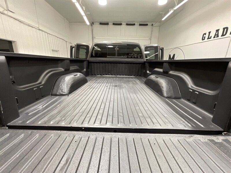 2002 Dodge Ram 2500 SLT Laramie Quad Cab 4X4 / 5.9L DIESEL / 1-OWNER / Long Bed / LOCAL OREGON TRUCK / ZERO RUST / NEW WHEELS & TIRES - Photo 31 - Gladstone, OR 97027