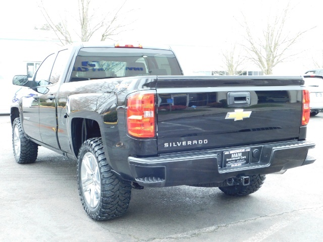 2016 Chevrolet Silverado 1500 Double Cab 4-Door / 4X4 / 8Cyl 5.3L / ONLY 16K MI   - Photo 7 - Portland, OR 97217