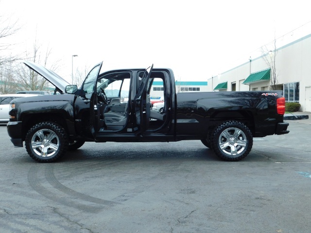 2016 Chevrolet Silverado 1500 Double Cab 4-Door / 4X4 / 8Cyl 5.3L / ONLY 16K MI   - Photo 31 - Portland, OR 97217