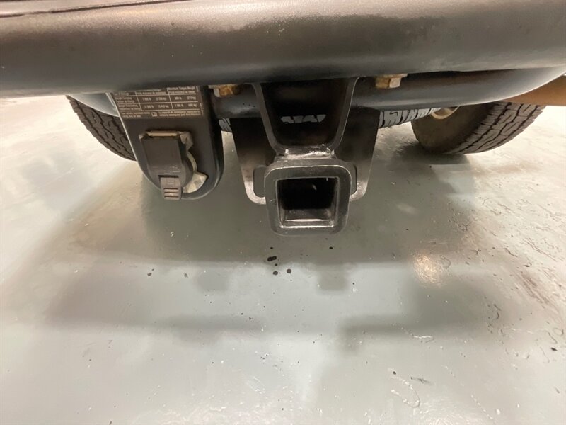 2005 Chevrolet Silverado 1500 LS Crew Cab 6.0L V8 / SHORT BED / ZERO RUST - Photo 21 - Gladstone, OR 97027