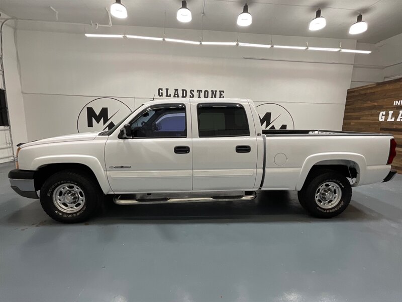 2005 Chevrolet Silverado 1500 LS Crew Cab 6.0L V8 / SHORT BED / ZERO RUST - Photo 3 - Gladstone, OR 97027