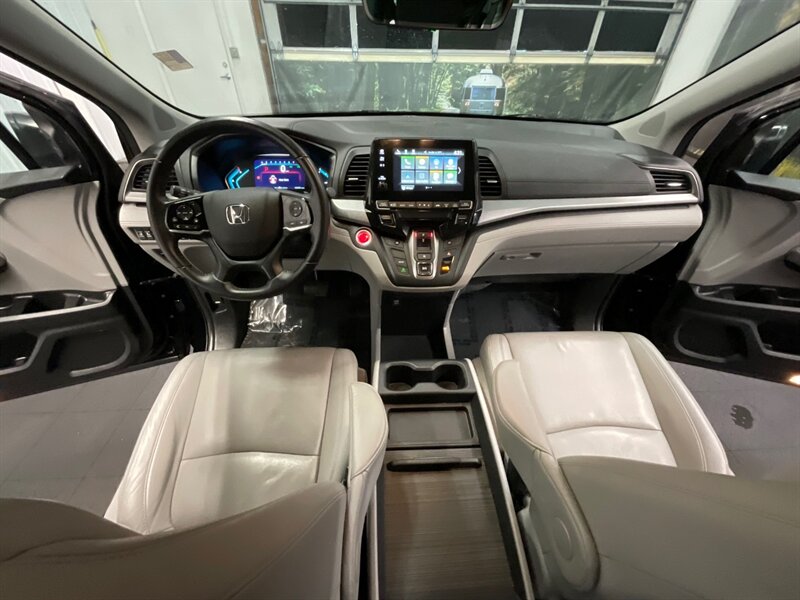 2018 Honda Odyssey EX-L MiniVan / 8-Passenger /NEW TIRES/ 36,000 MILE  LOCAL OREGON VAN / LIKE NEW CONDITION / Leather & Sunroof - Photo 38 - Gladstone, OR 97027