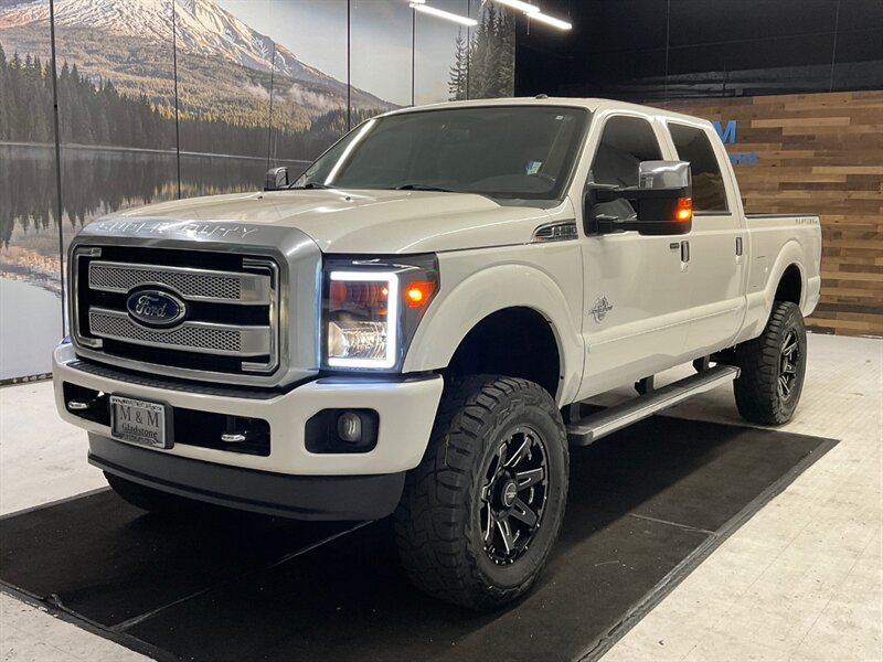 2015 Ford F-250 Platinum Crew Cab 4X4 /6.7L DIESEL  / 35,000 MILE  /1-OWNER TRUCK / RUST FREE / FULLY LOADED PLATINUM / Sunroof / FX4 OFF ROAD / LIFTED w/ 37 " TOYO TIRES & 20 " WHEELS / SHARP SHARP !! - Photo 1 - Gladstone, OR 97027