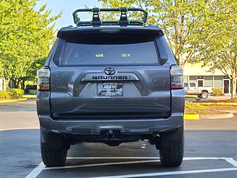 2020 Toyota 4Runner SR5 Premium 4X4 / LEATHER / 3RD SEAT / LIFTED  / NEW TRD WHEELS / NEW TIRES / SUN ROOF / FACTORY WARRANTY - Photo 5 - Portland, OR 97217