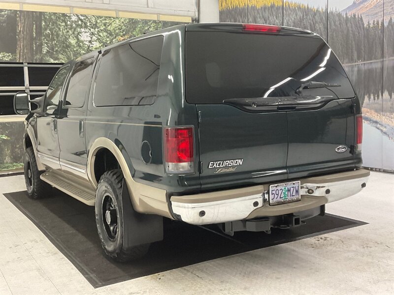 2002 Ford Excursion Limited 4WD / 7.3L DIESEL / LIFTED w. NEW TIRES  / LOCAL SUV / RUST FREE / LIFTED w. BRAND NEW 33 " MUD TIRES / Leather & Heated Seats / 3RD ROW SEAT - Photo 6 - Gladstone, OR 97027