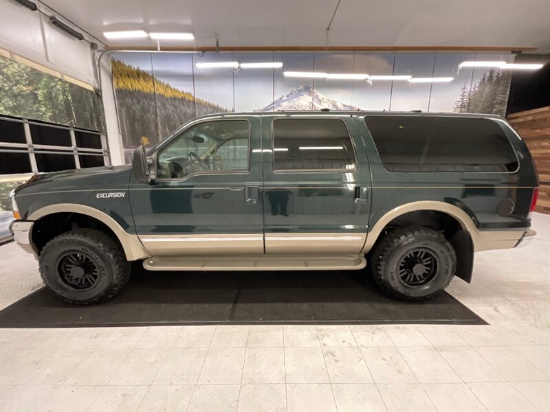 2002 Ford Excursion Limited 4WD / 7.3L DIESEL / LIFTED w. NEW TIRES  / LOCAL SUV / RUST FREE / LIFTED w. BRAND NEW 33 " MUD TIRES / Leather & Heated Seats / 3RD ROW SEAT - Photo 3 - Gladstone, OR 97027