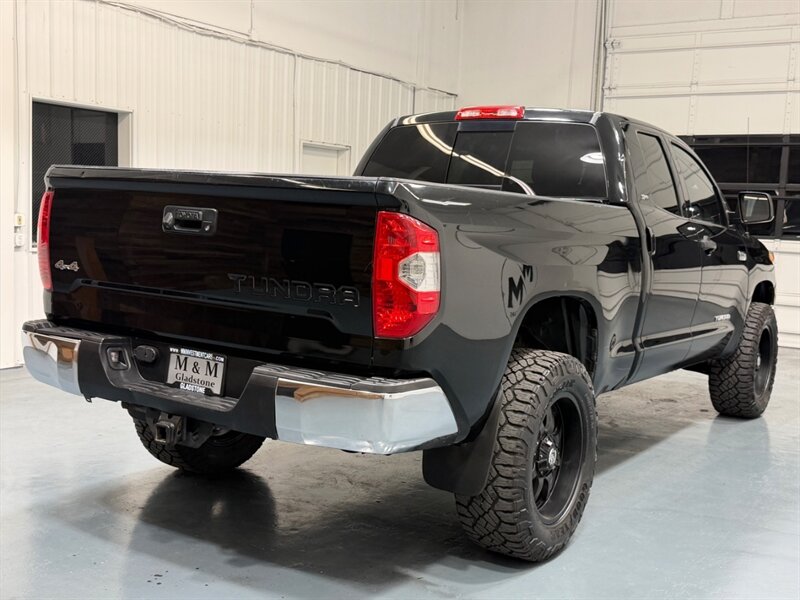 2014 Toyota Tundra SR5 4X4 / 5.7L V8 / NAV / BACKUP CAM / LIFTED / LOCAL OREGON TRUCK / RUST FREE - Photo 6 - Gladstone, OR 97027