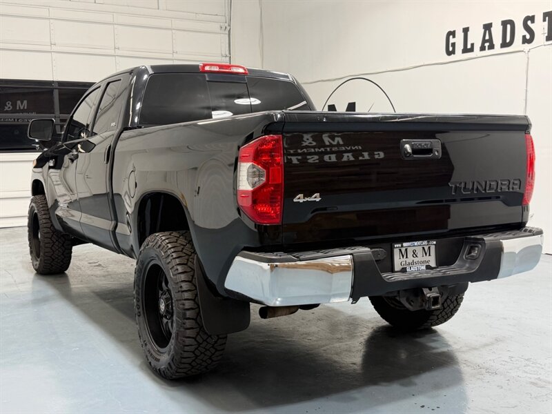 2014 Toyota Tundra SR5 4X4 / 5.7L V8 / NAV / BACKUP CAM / LIFTED / LOCAL OREGON TRUCK / RUST FREE - Photo 5 - Gladstone, OR 97027